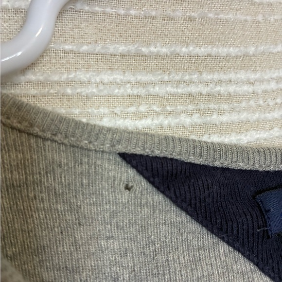 Tommy Hilfiger Vintage Tee Size Large - Picture 4 of 8